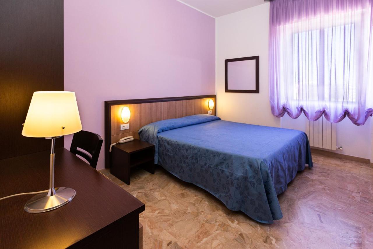 Hotel Belvedere Porto SantʼElpidio Exterior foto